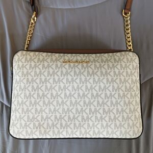 Michael Kors Jet Set Large Printed Logo Crossbody Bag in Vanilla